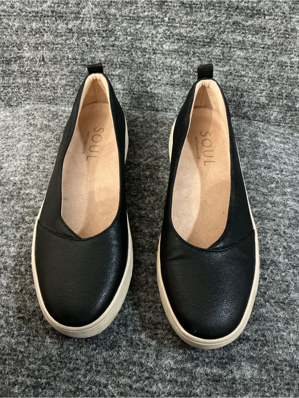 SOUL Naturalizer Black Slip-On Flats 8.5 M